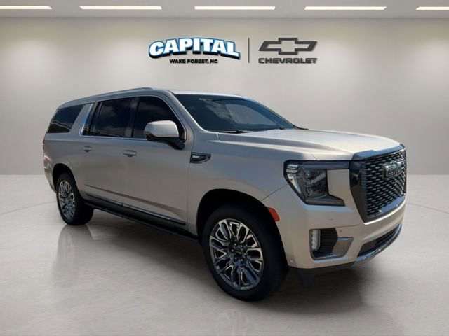 Used 2023 GMC Yukon XL Denali Ultimate image 7