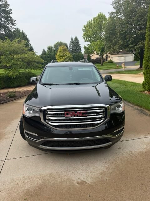 Used 2018 GMC Acadia SLT AWD/4WD image 3