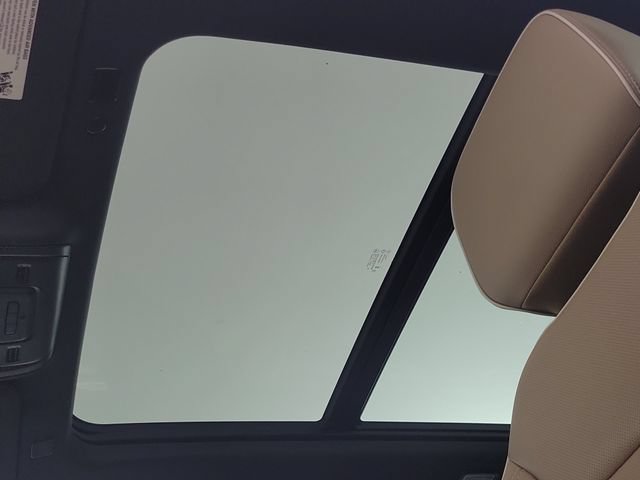 Used 2023 Chevrolet Tahoe Premier RWD image 19