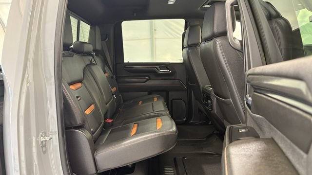 Used 2024 GMC Sierra 2500 AT4 w/ Technology Package AWD/4WD image 25