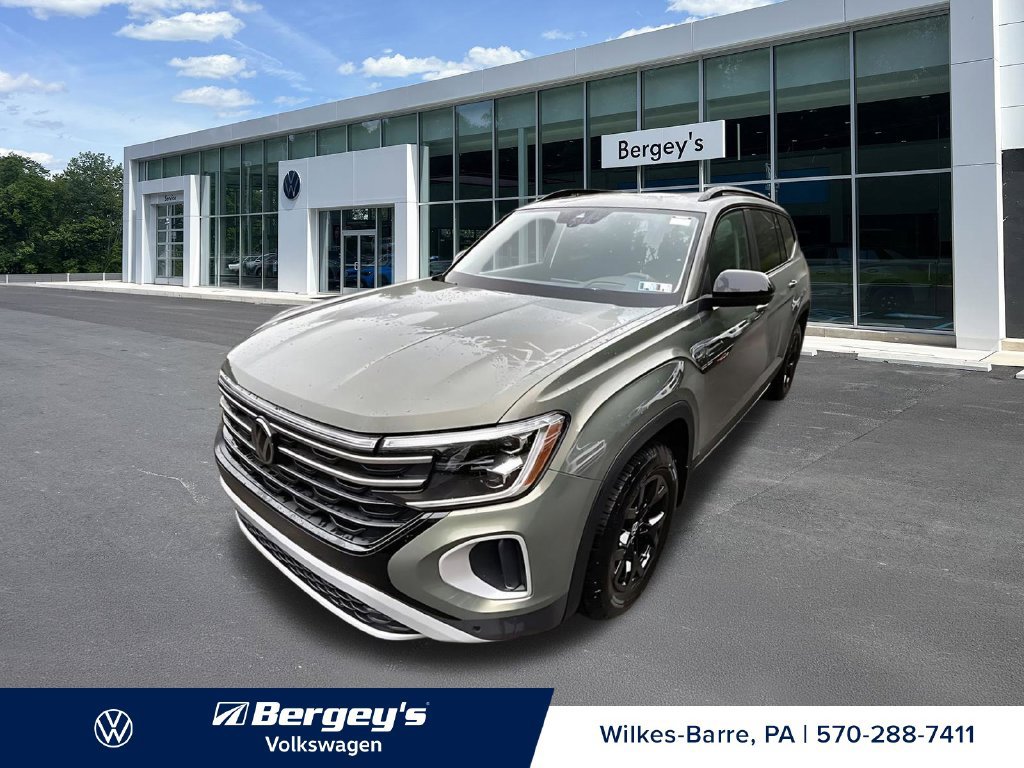 Used 2024 Volkswagen Atlas Peak Edition SEL AWD/4WD image 5