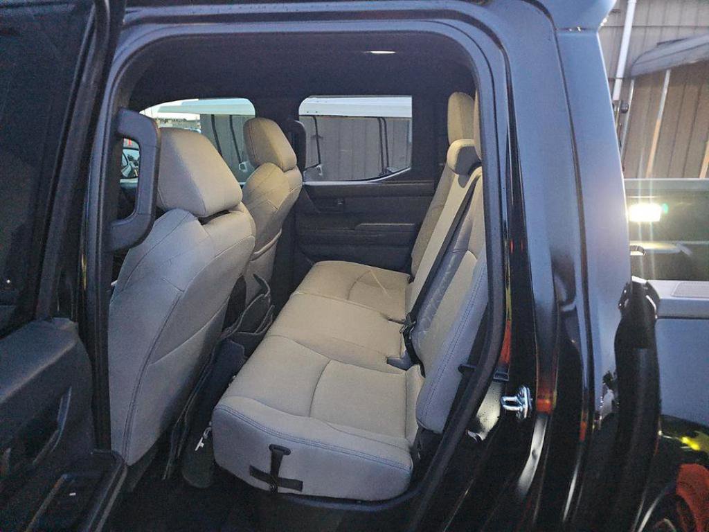 Used 2025 Toyota Tacoma SR5 image 19