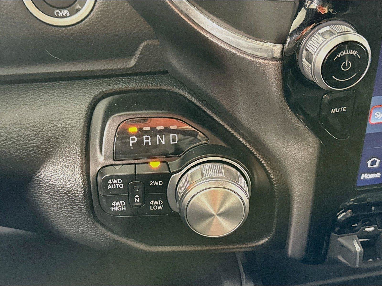 Used 2023 RAM 1500 Laramie AWD/4WD image 11