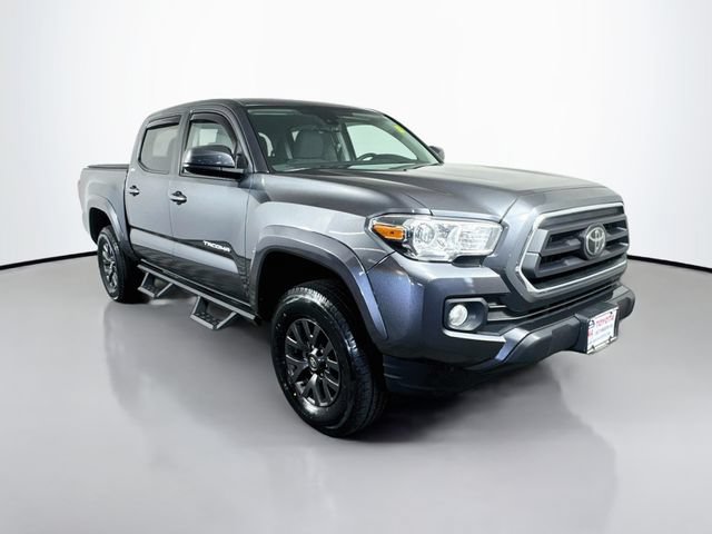 Used 2021 Toyota Tacoma SR5 AWD/4WD image 10