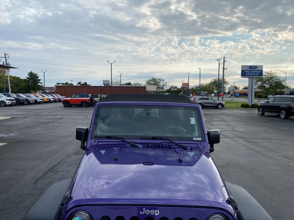 Used 2018 Jeep Wrangler Unlimited Sport S AWD/4WD image 9