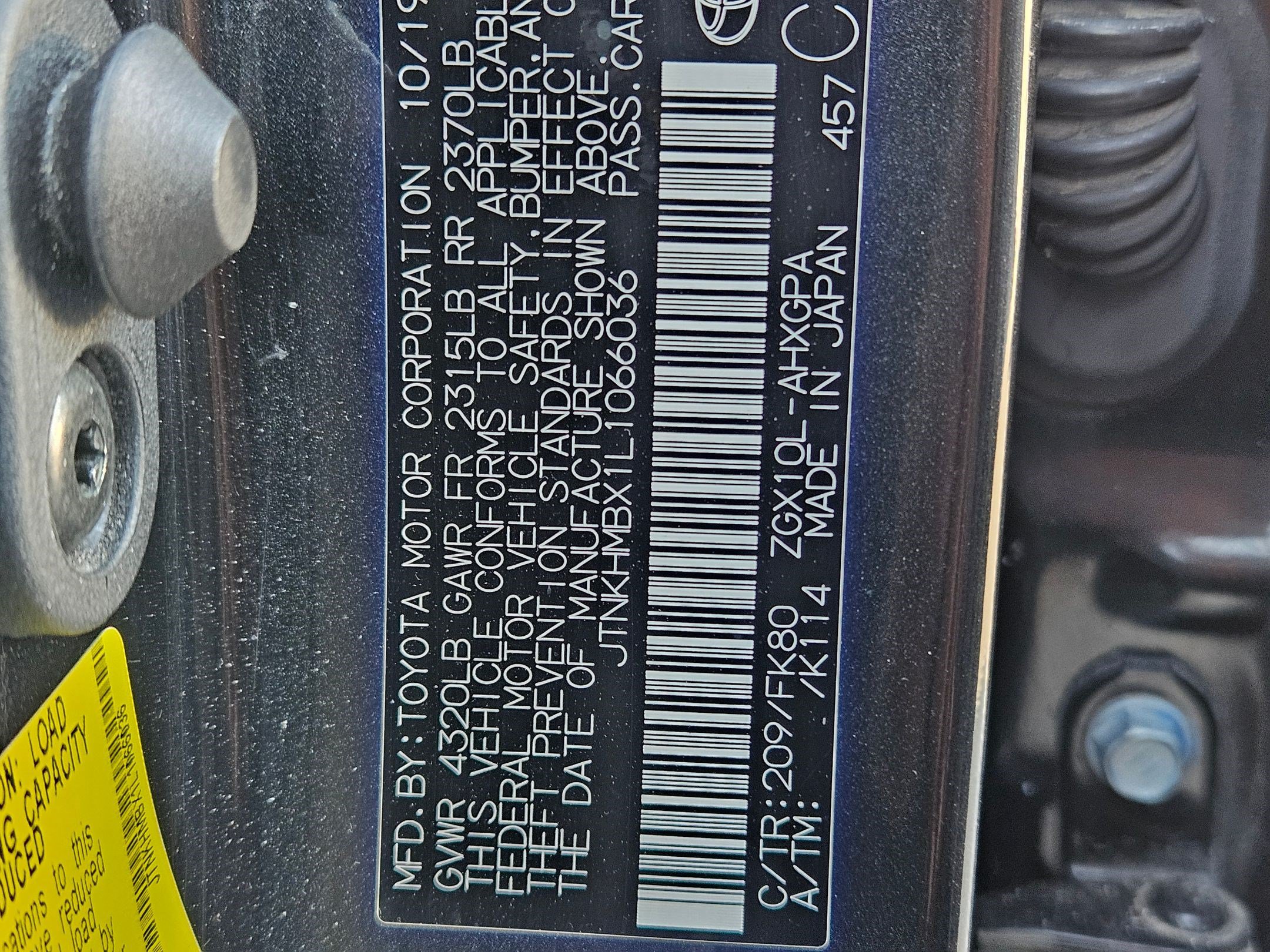 Used 2020 Toyota C-HR XLE FWD image 36