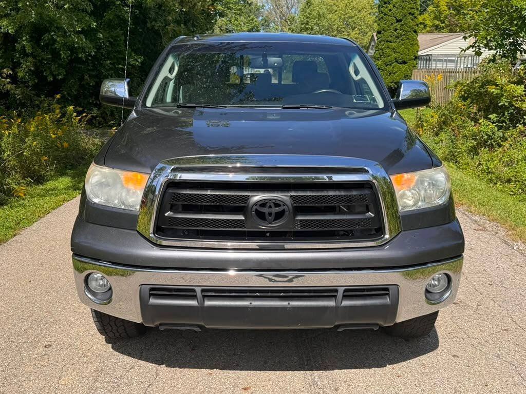 Used 2012 Toyota Tundra 4x4 Double Cab w/ SR5 Pkg image 9