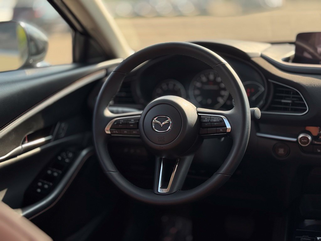 Certified 2025 MAZDA CX-30 Carbon AWD/4WD image 18