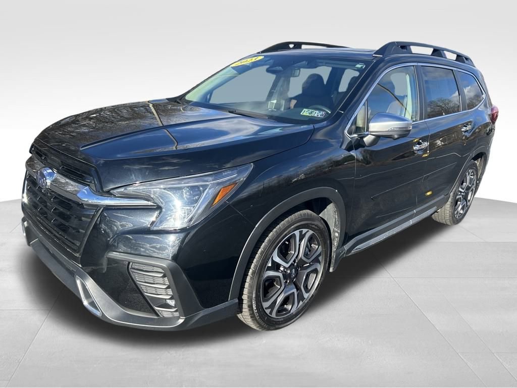 Used 2023 Subaru Ascent Touring image 1