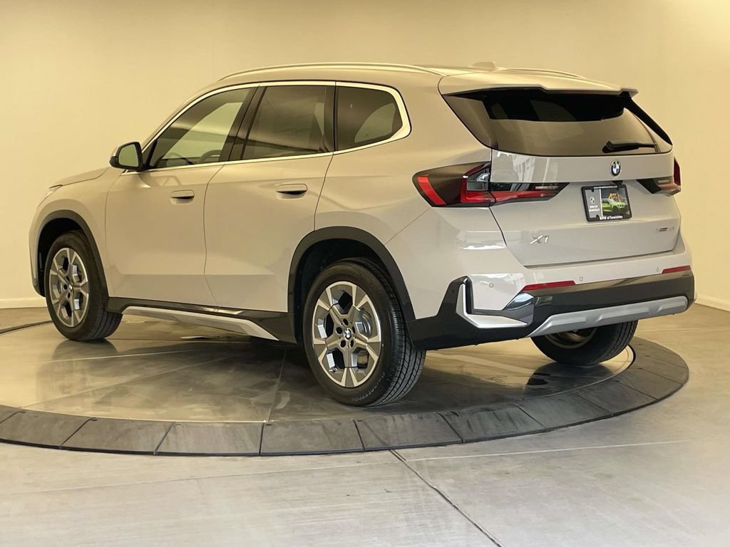 New 2026 BMW X1 xDrive28i w/ Convenience Package AWD/4WD image 3