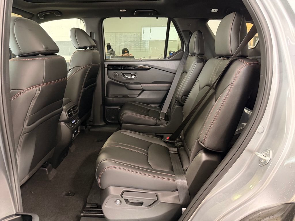 New 2026 Honda Pilot TrailSport image 16