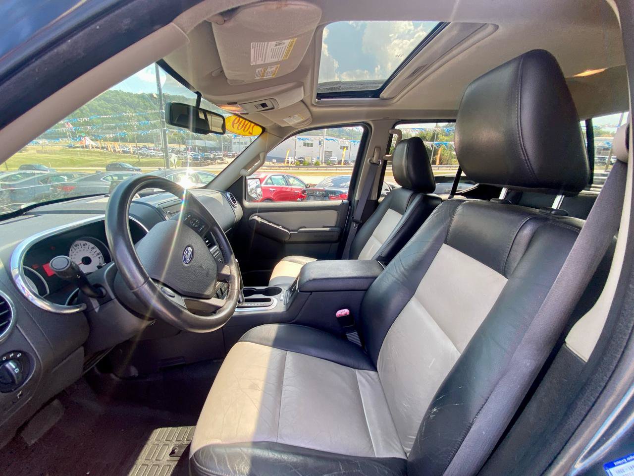 Used 2009 Ford Explorer Sport Trac Limited RWD image 12