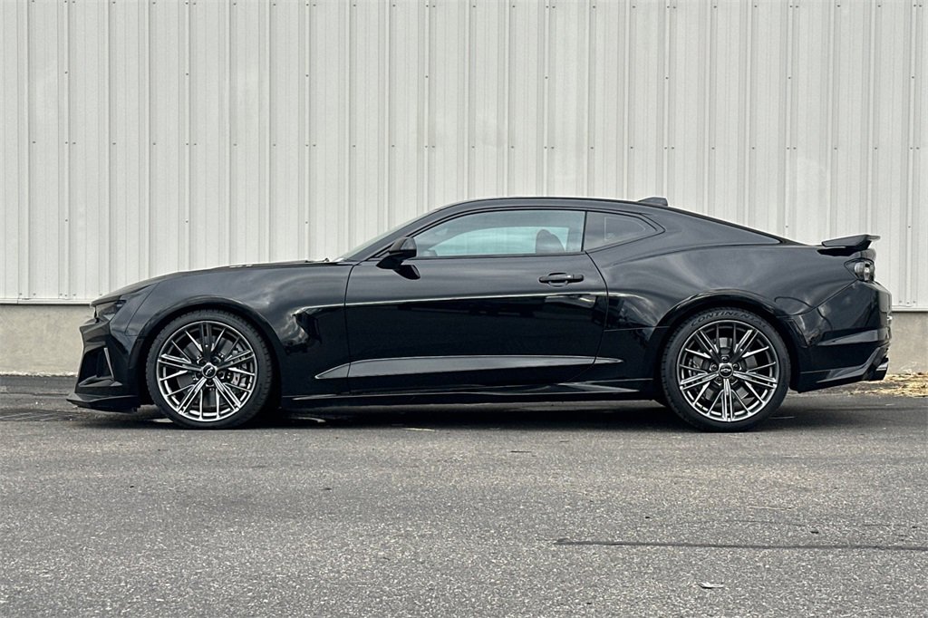 Used 2020 Chevrolet Camaro ZL1 image 8