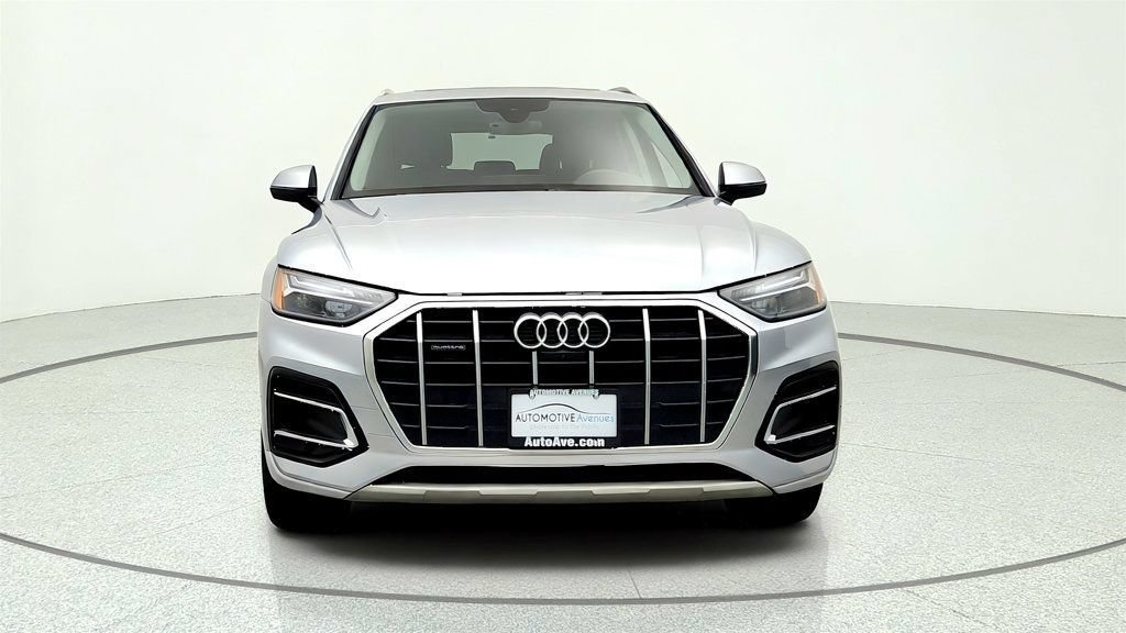 Used 2023 Audi Q5 2.0T Premium Plus w/ Premium Plus Package AWD/4WD image 2