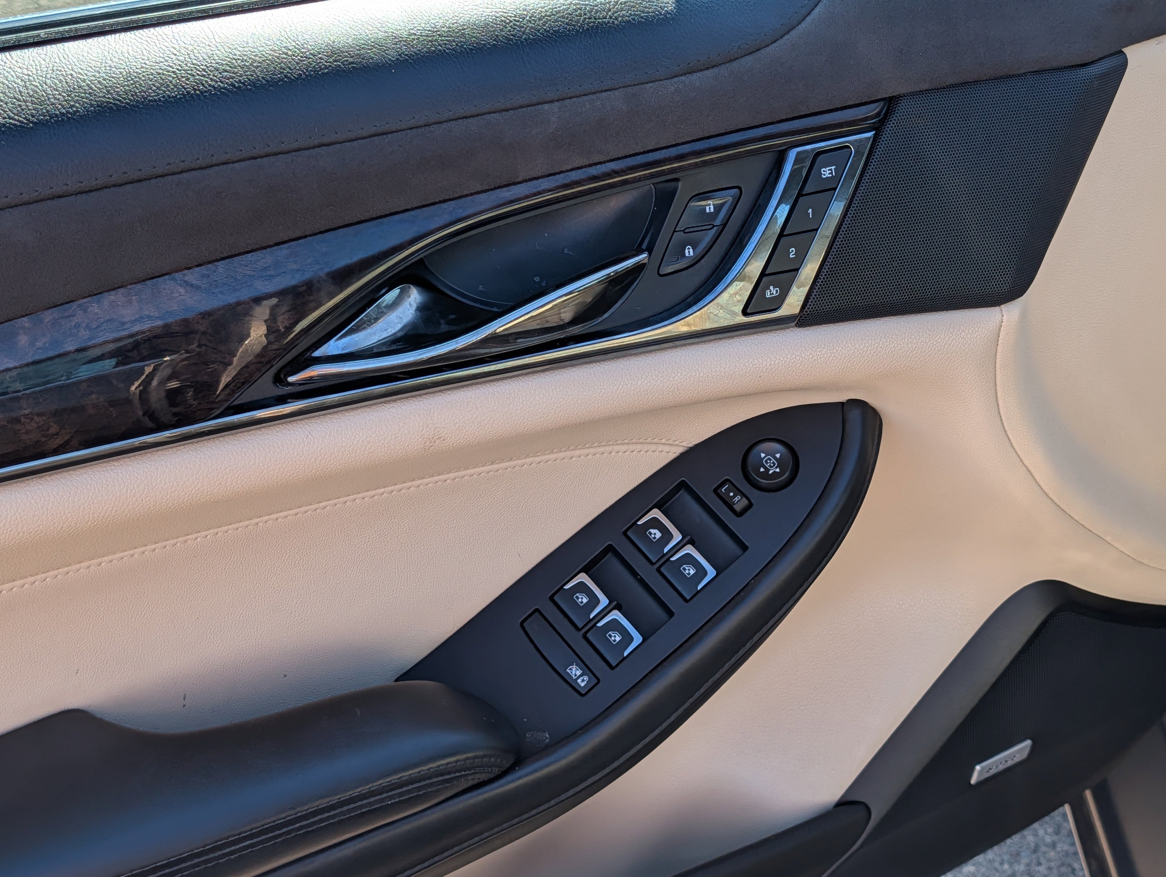 Used 2017 Cadillac CTS Luxury image 20