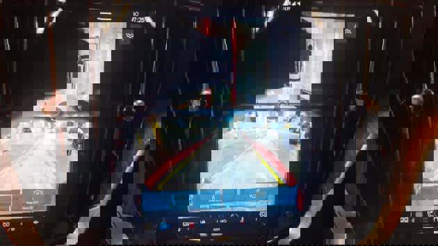 Used 2025 Volvo V60 B5 Cross Country Plus image 12