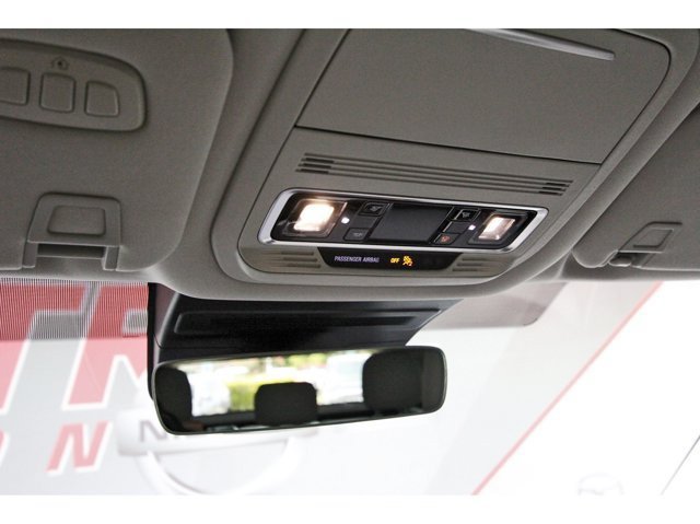 Used 2026 Lincoln Nautilus Premier AWD/4WD image 26