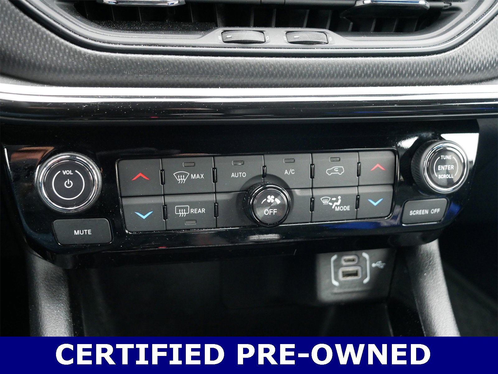 Used 2024 Jeep Compass Trailhawk image 22