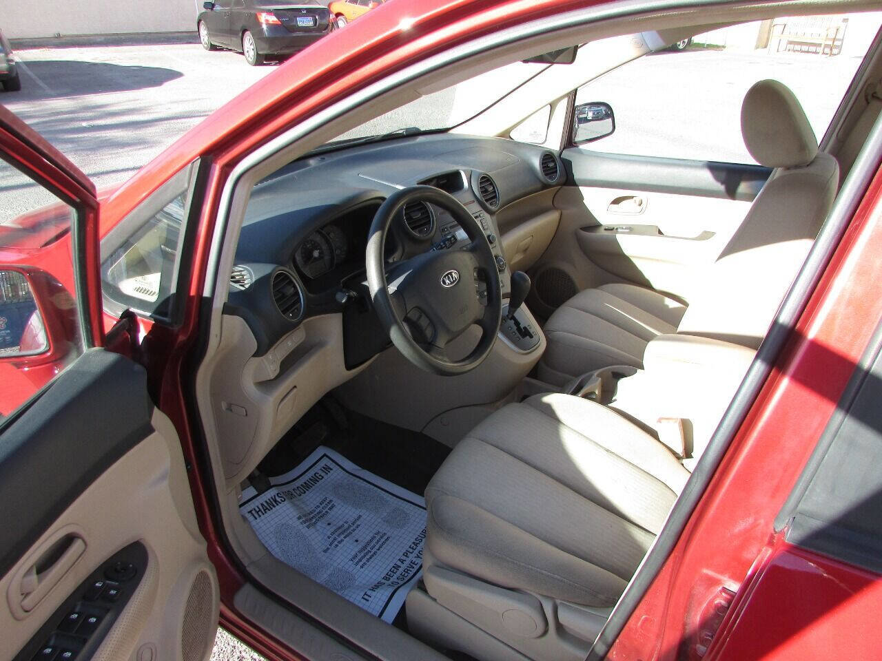 Used 2007 Kia Rondo LX w/ Convenience Pkg FWD image 22