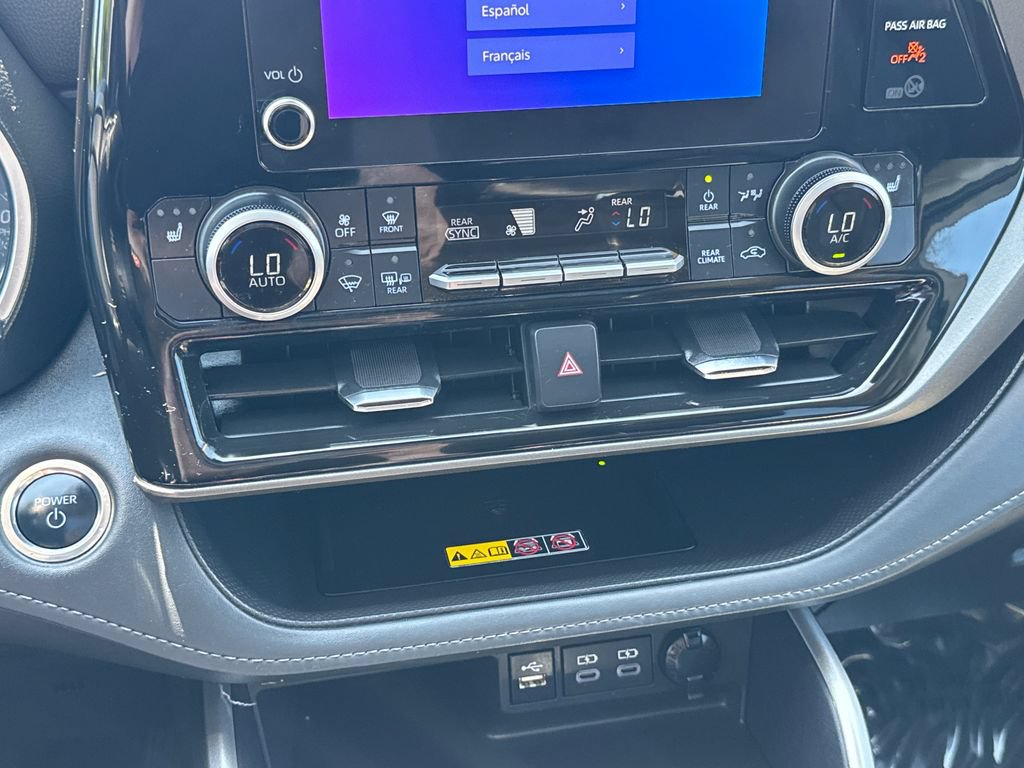 Used 2025 Toyota Highlander XLE AWD/4WD image 27