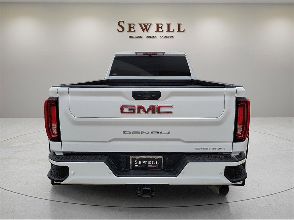 Used 2022 GMC Sierra 3500 Denali image 4