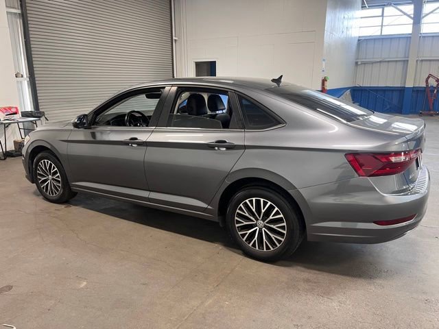 Used 2021 Volkswagen Jetta SE image 5