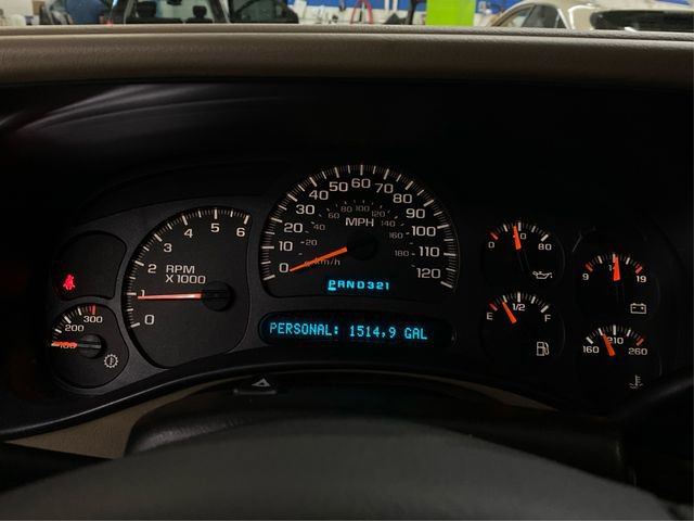Used 2004 GMC Sierra 2500 SLT w/ Skid Plate Package AWD/4WD image 18