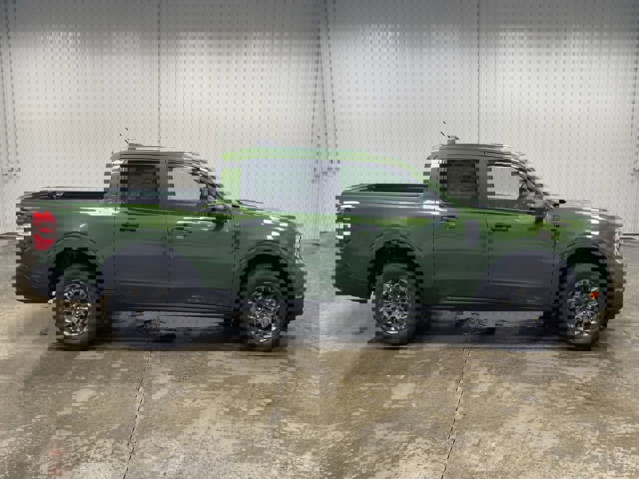 New 2025 Ford Maverick XLT image 23