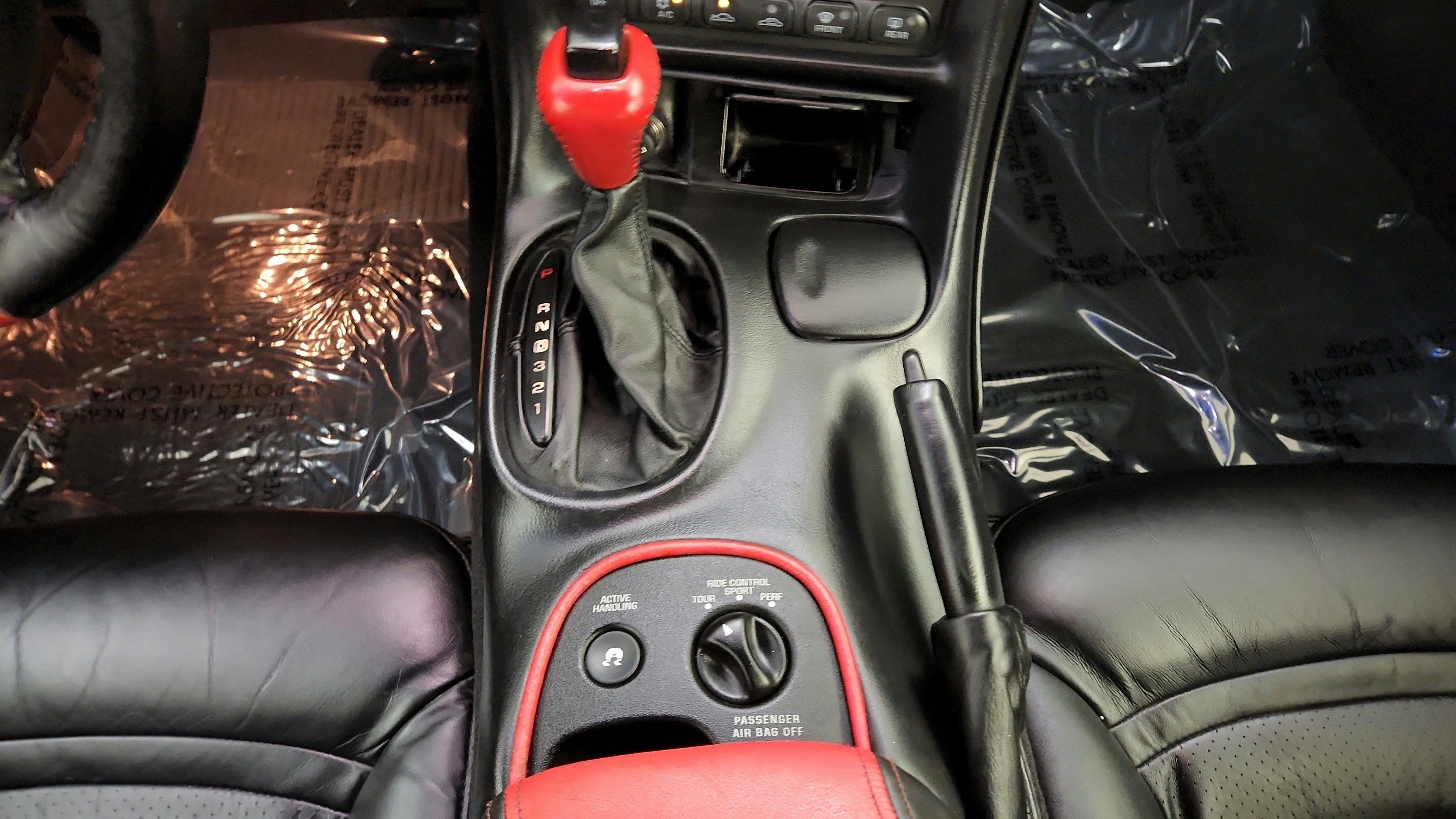 Used 2002 Chevrolet Corvette Coupe w/ Preferred Equipment Group2 RWD image 22