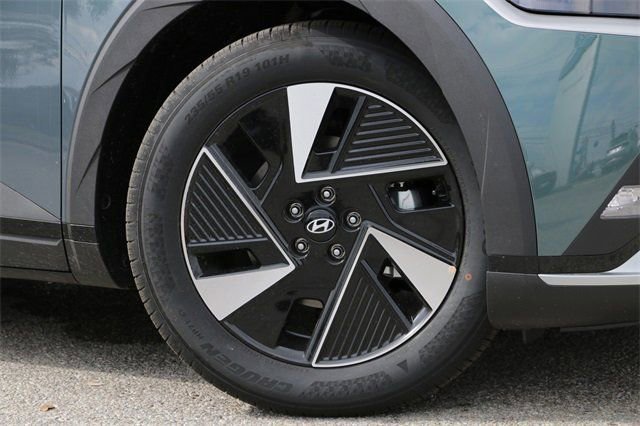 New 2026 Hyundai Ioniq 5 SEL image 2