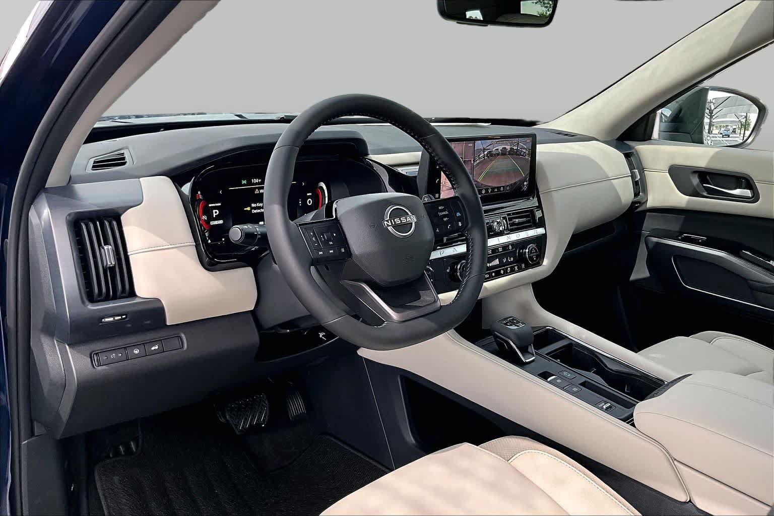 New 2026 Nissan Pathfinder SL FWD image 8