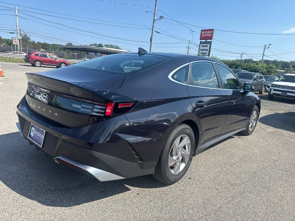 Used 2025 Hyundai Sonata SE FWD image 5