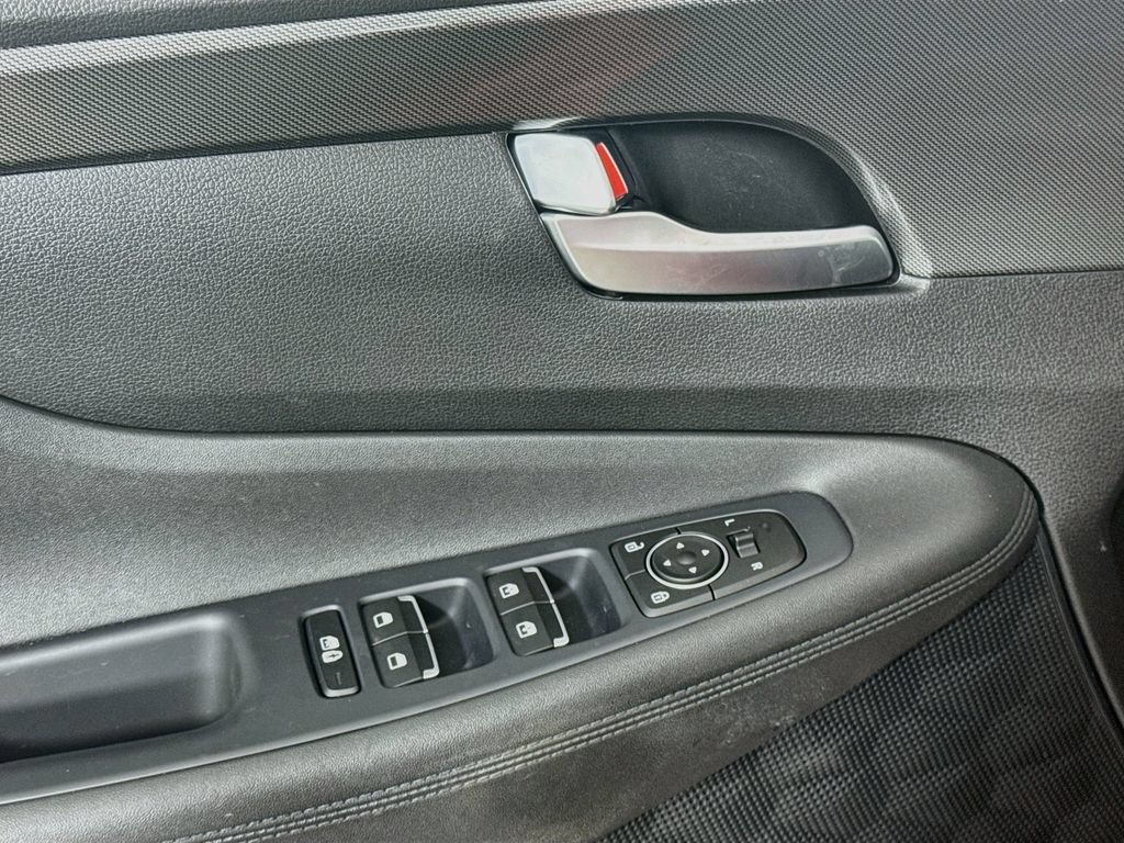 Certified 2023 Hyundai Santa Fe SEL FWD image 18