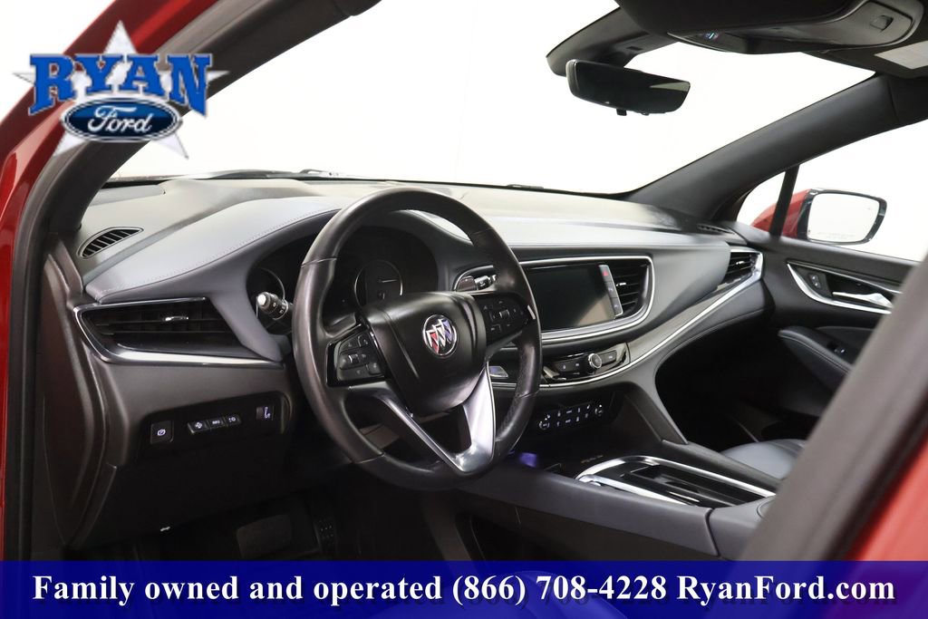 Used 2024 Buick Enclave Premium image 19