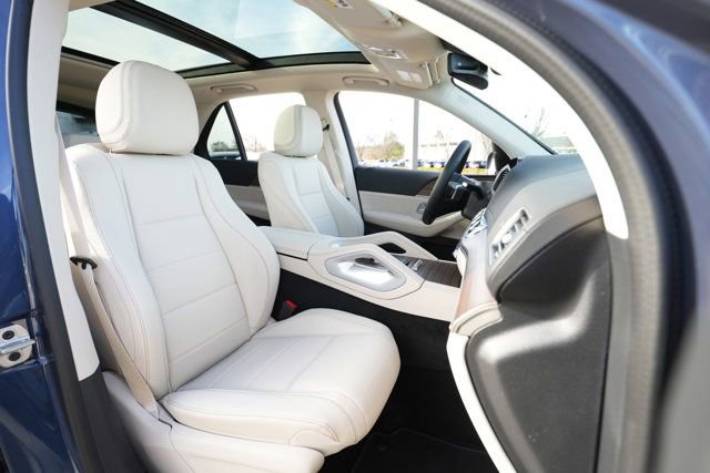 Certified 2026 Mercedes-Benz GLE 350 4MATIC image 38