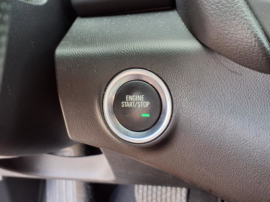 Used 2023 GMC Terrain SLE w/ Driver Convenience Package AWD/4WD image 14