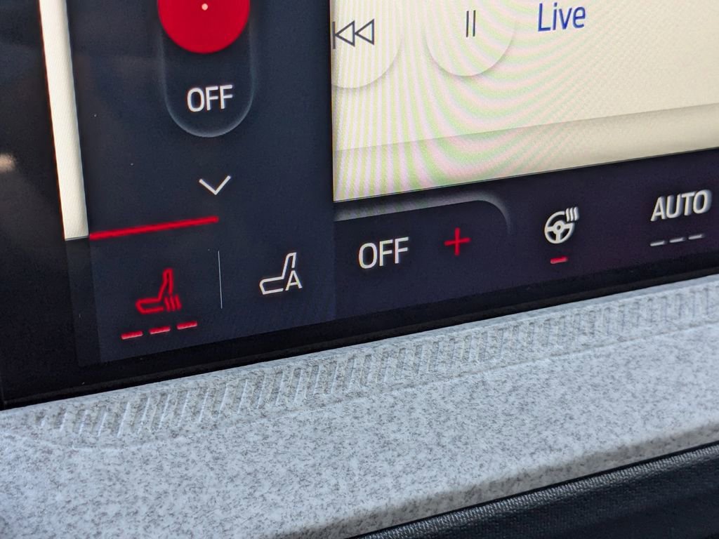 New 2025 Ford Maverick XLT w/ XLT Luxury Package image 23