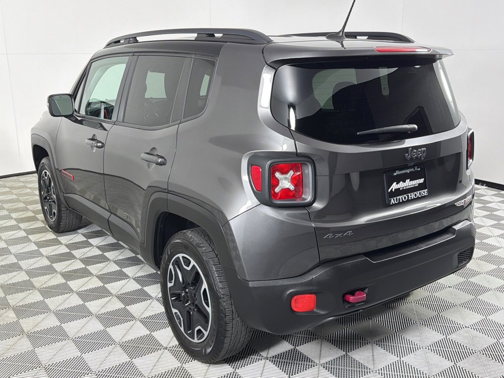 Used 2017 Jeep Renegade Trailhawk image 7