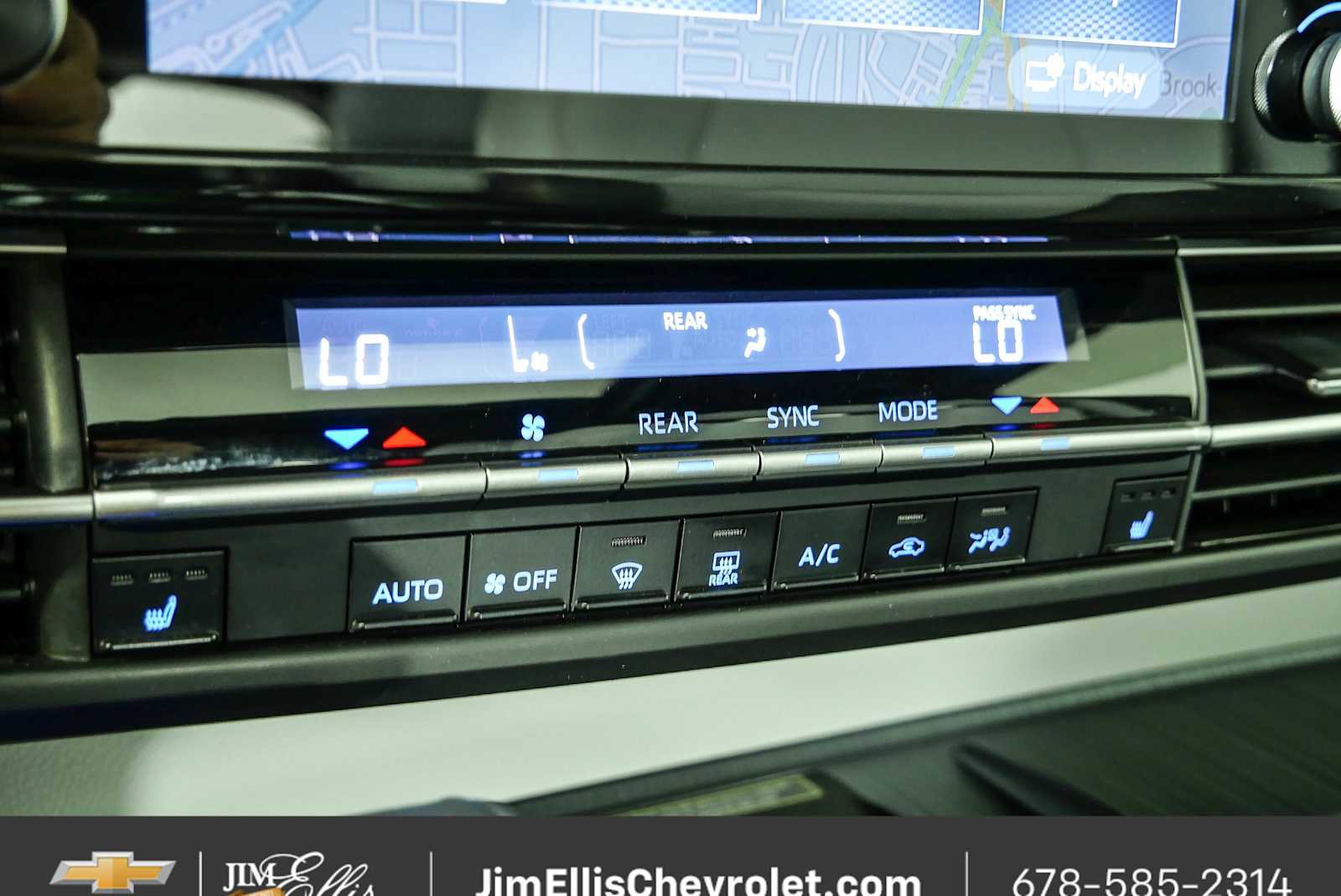 Used 2021 Toyota Sienna XSE w/ XSE Plus Package FWD image 16
