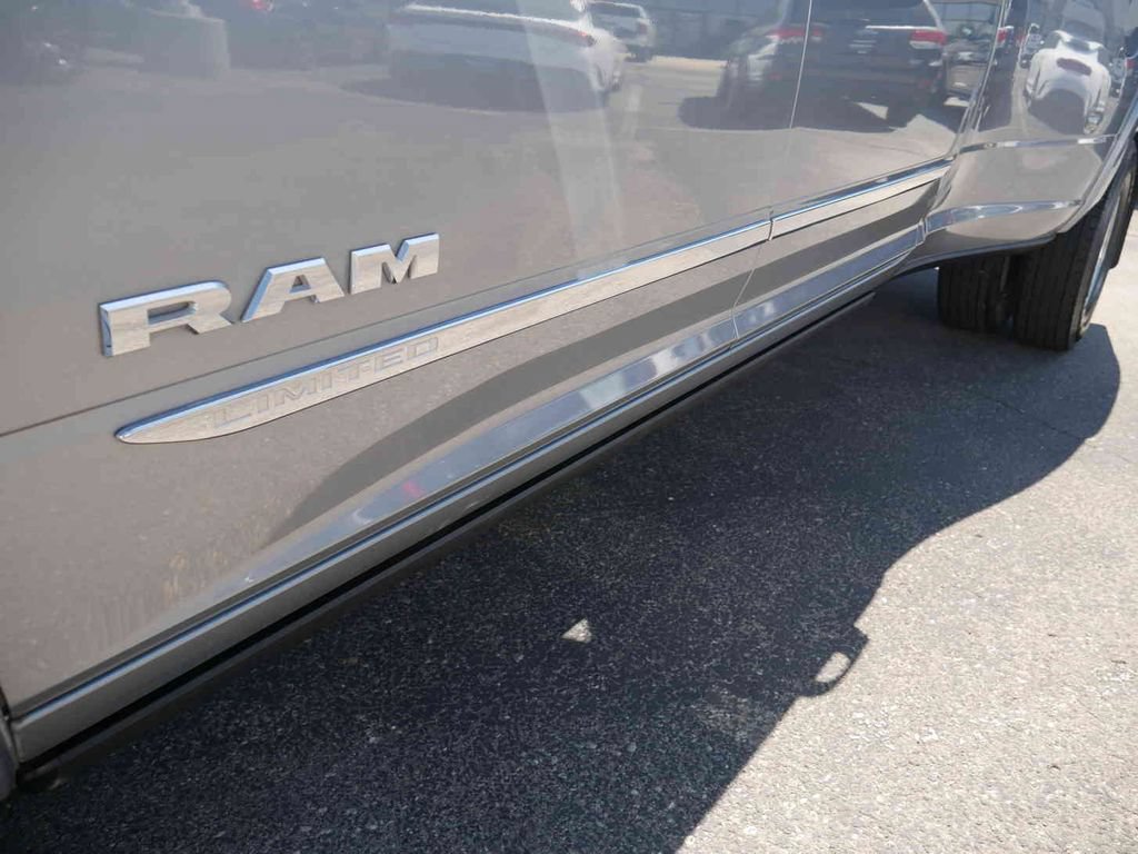 Certified 2024 RAM 3500 Limited AWD/4WD image 18