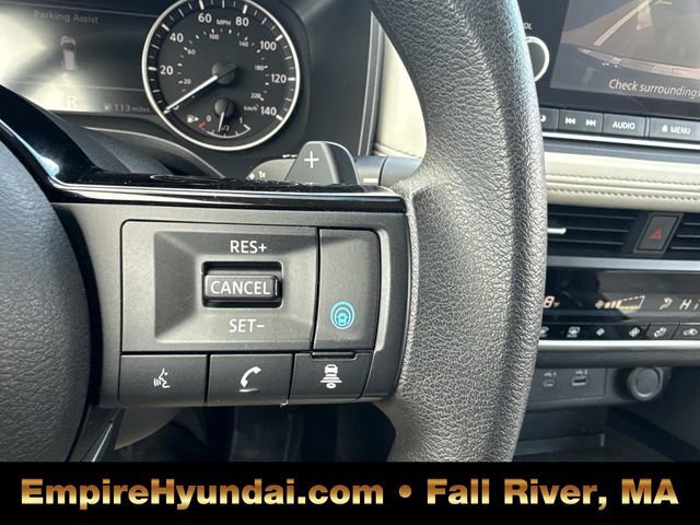 Used 2023 Nissan Rogue SV image 27