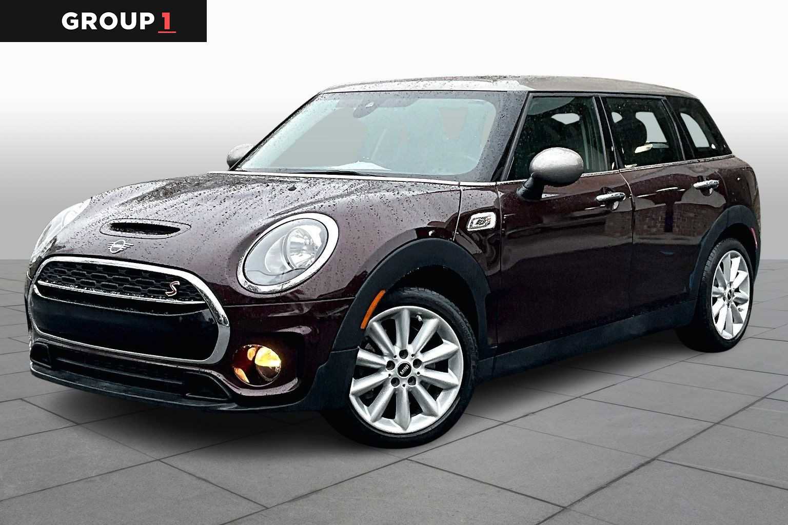 Used 2019 MINI Cooper Clubman S image 1