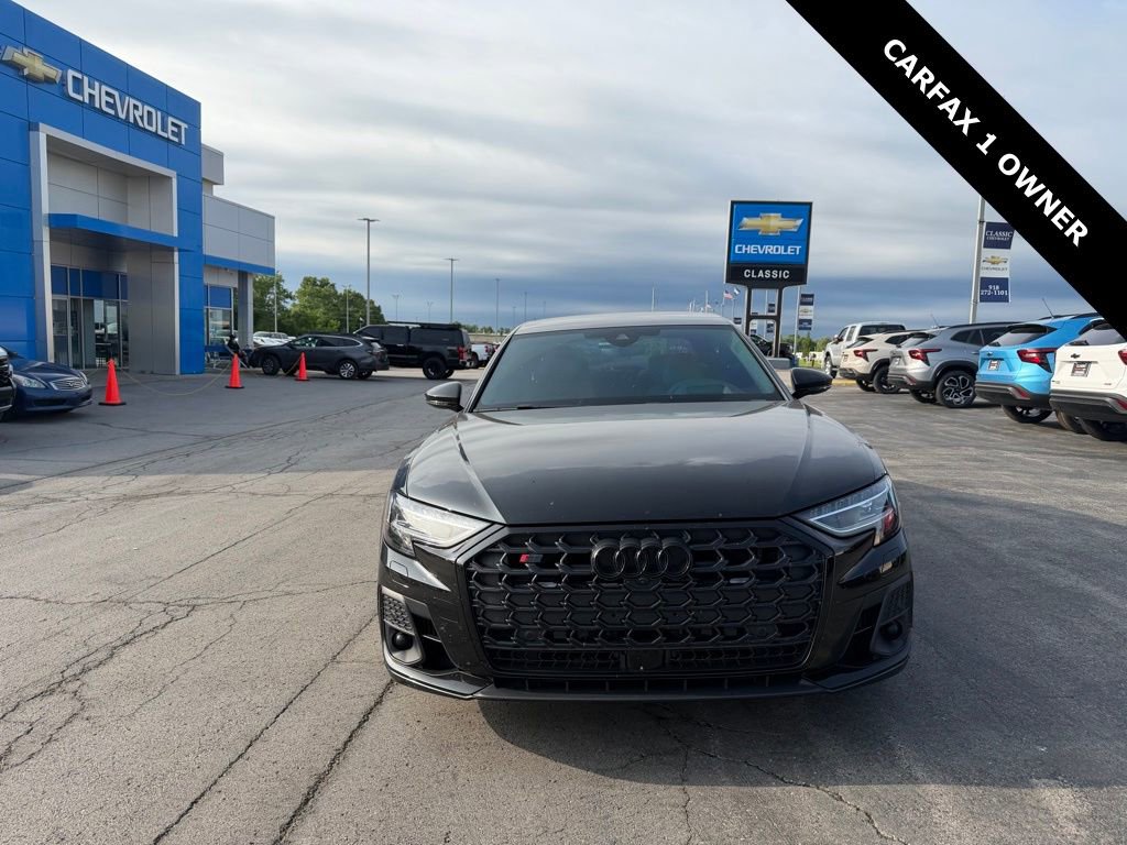 Used 2023 Audi S8 AWD/4WD image 7