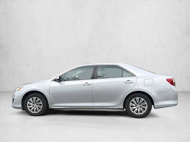 Used 2014 Toyota Camry LE FWD image 8