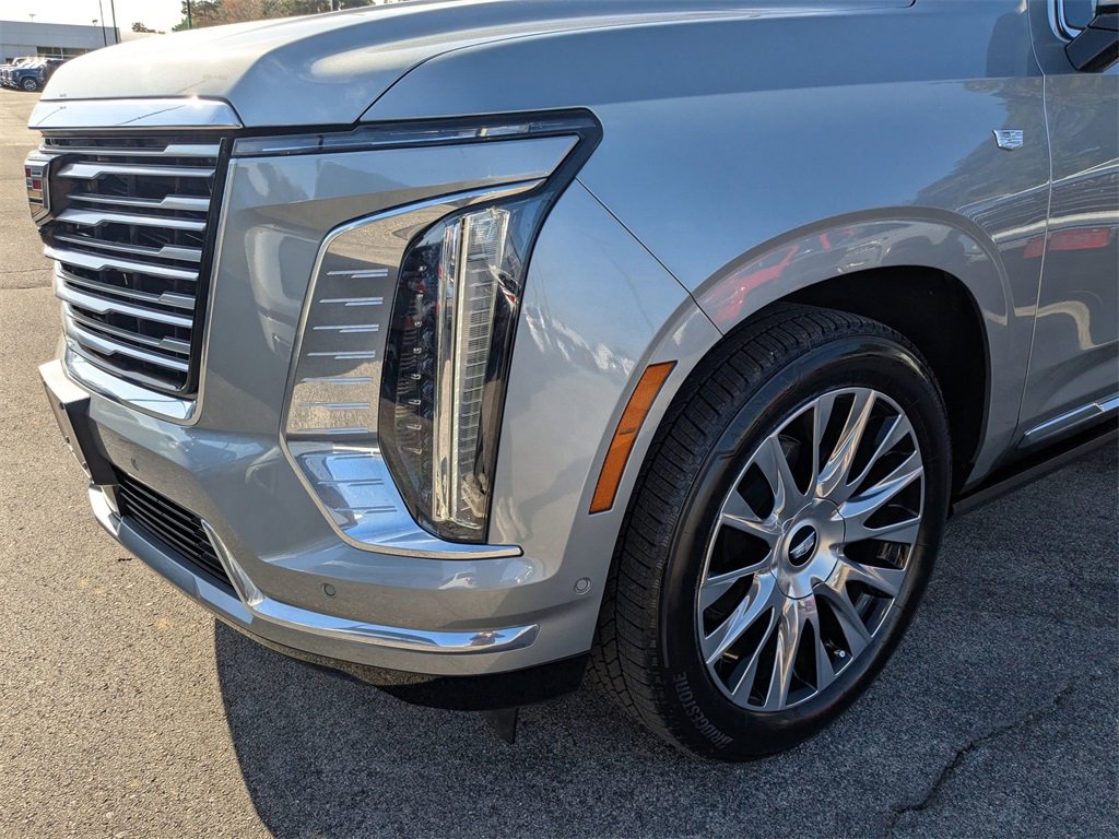 Certified 2025 Cadillac Escalade Premium Luxury Platinum image 9