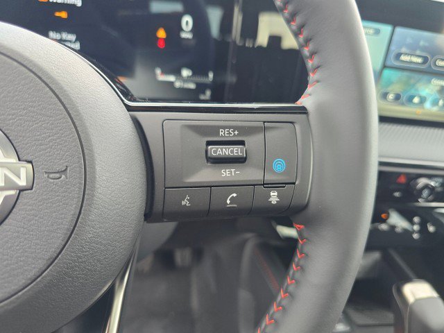 New 2025 Nissan Kicks SR w/ SR Premium Package image 30