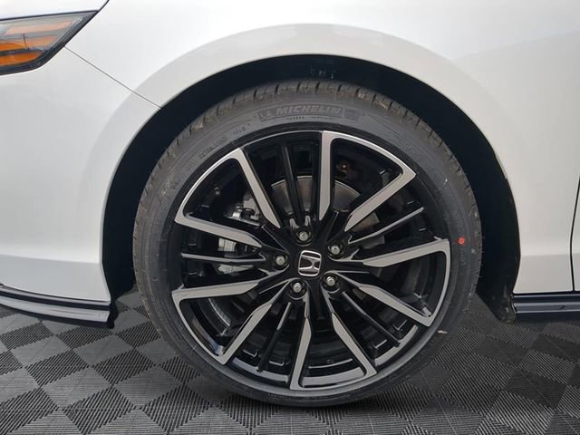 New 2026 Honda Accord Touring image 9