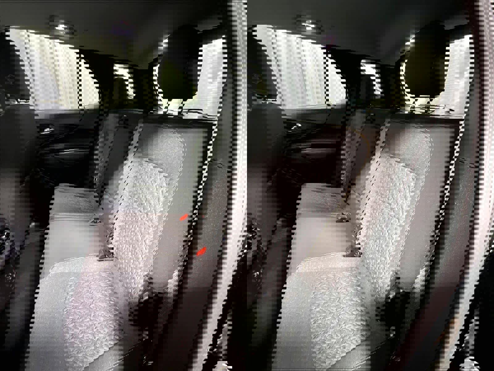 Used 2024 Chevrolet Equinox LT image 15