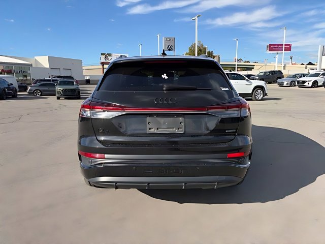 Used 2024 Audi Q4 e-tron Premium Plus AWD/4WD image 4