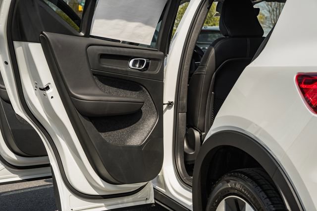 New 2026 Volvo XC40 B5 Plus w/ Climate Package image 39